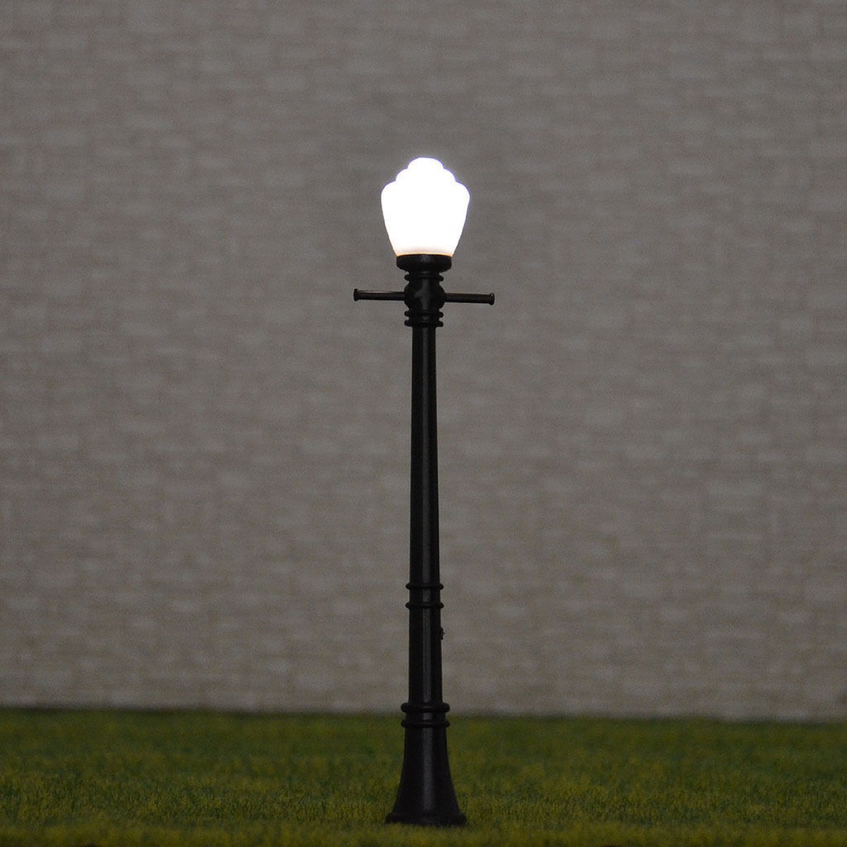 5 x  O Scale 1/48 Lamp LEDs made Model Lamppost Long Life Light few hot #A11-O
